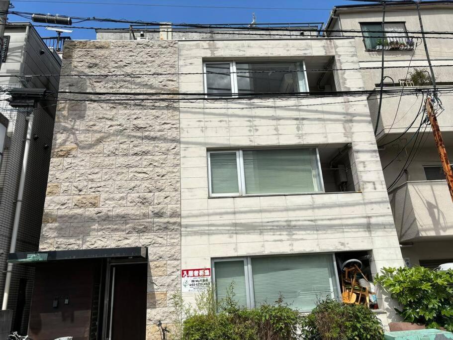 Apartment 新宿まで1駅 初台駅徒歩9分 コンビニ2分 Pokemonと暮らすデザイナーズルーム